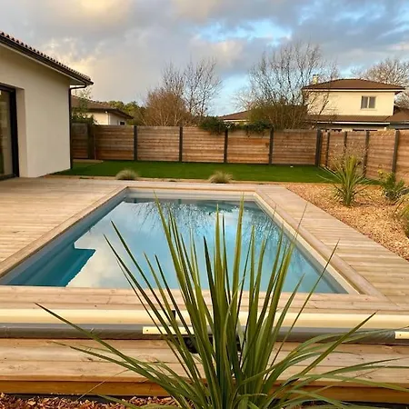 Entre Ocean Et Bassin, Piscine Chauffee Dom wakacyjny *